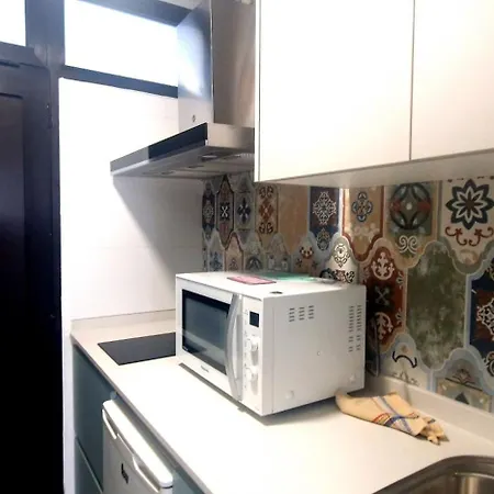 Cozy Studio, Wifi Free Pool View Holiday home *
