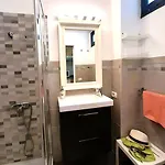 Cozy Studio, Wifi Free Pool View בית נופש *
