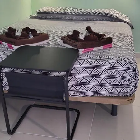 Prázdninový dům Cozy Studio, Wifi Free Pool View