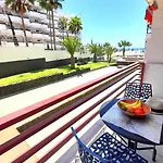 Cozy Studio, Wifi Free Pool View بيت للعطل